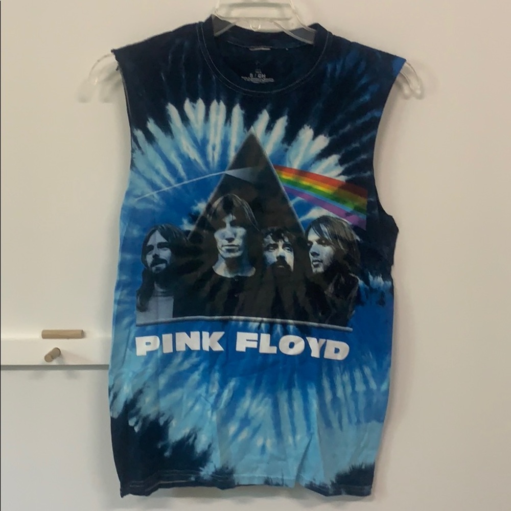Pink Floyd cutoff tee